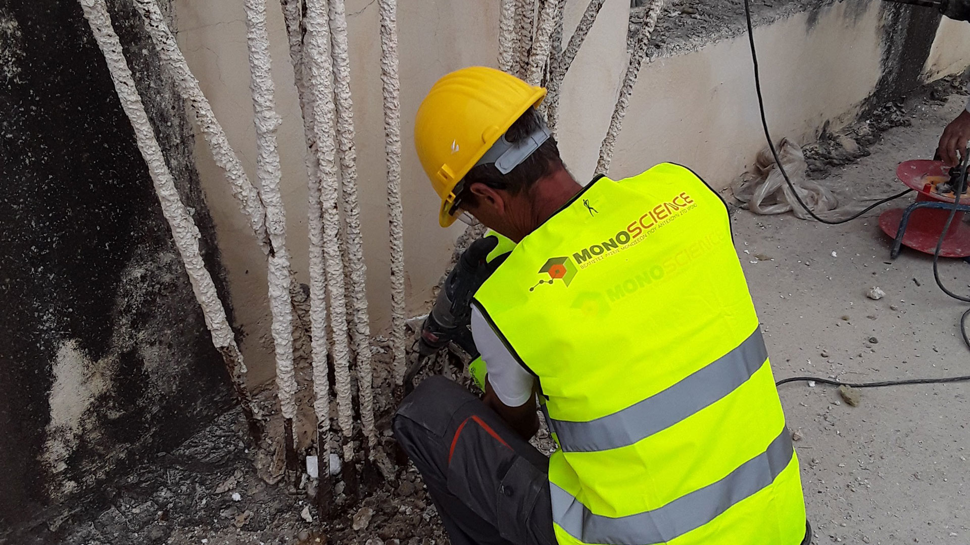 Eπισκευή<br>σκυροδέματος